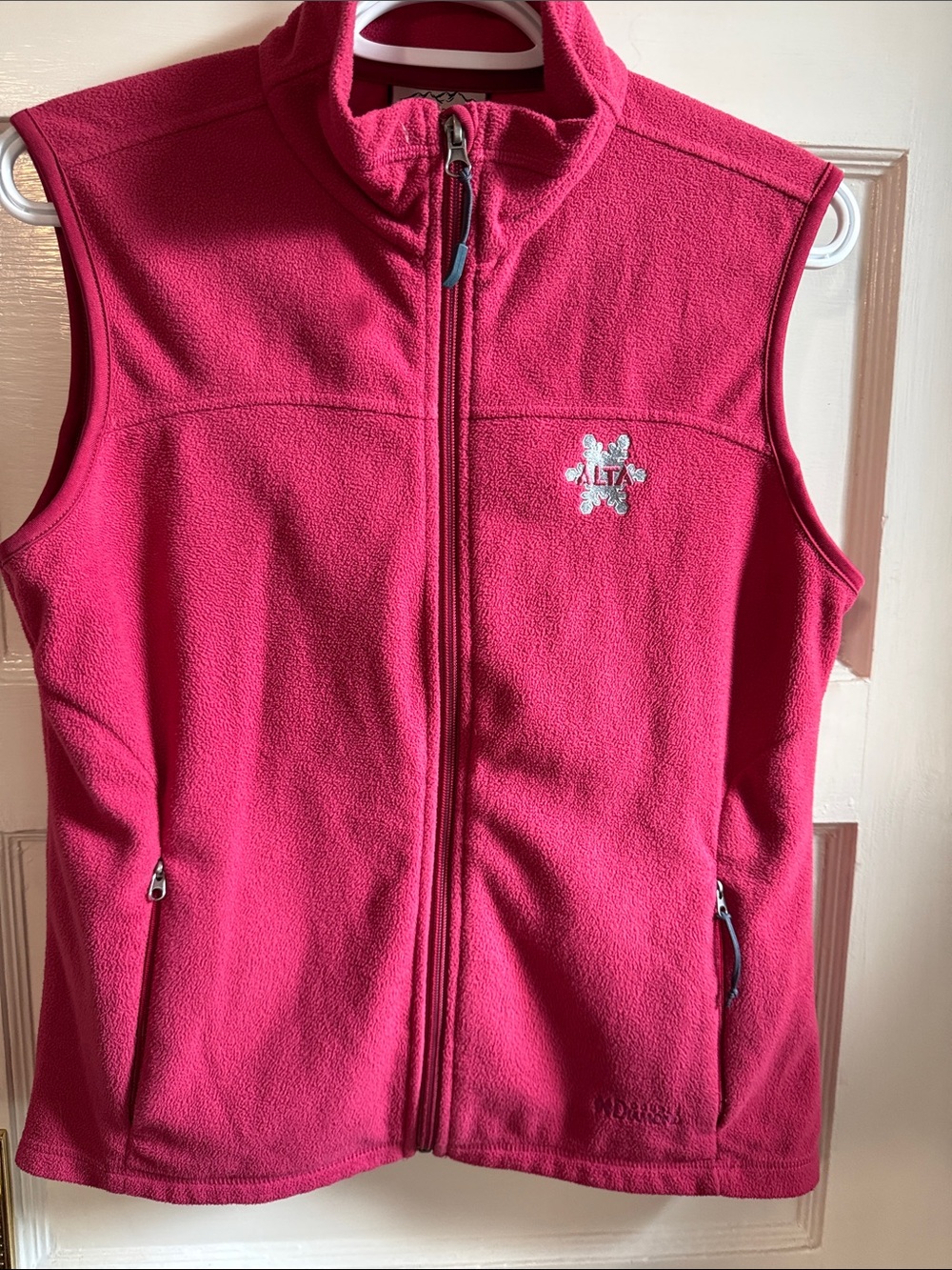Women's Pink Fleece Alta Vest - Sleeveless Zip Front